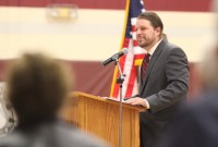 Speaker puts emphasis on valor during Veteran’s Day program