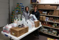 Women’s Bowling Association gives to community pantry, Helping Hands