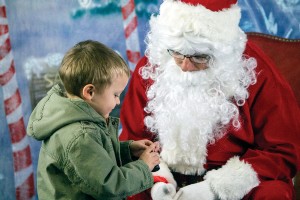 Call him Mr. Claus: Despite snow and ice, Santa makes it to town for Christmas Stroll