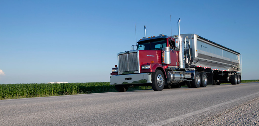 GrainTruckHighway-830